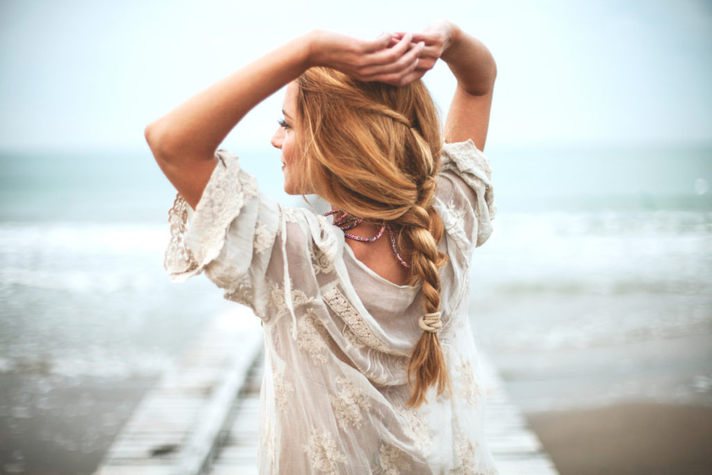 vlasy natural beauty hair woman